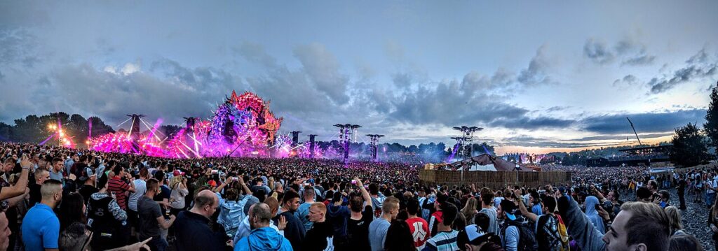 Firenze Rocks 2026: guida pratica con meteo, caldo e come arrivare alla Visarno Arena