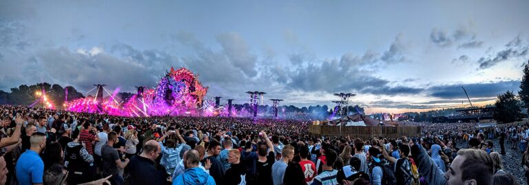Firenze Rocks 2026: guida pratica con meteo, caldo e come arrivare alla Visarno Arena